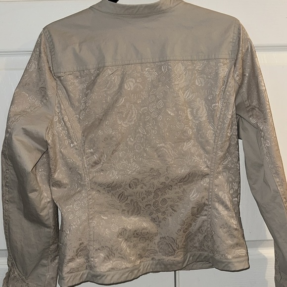 Guess brocade fabric jacket gold zipper size large - Picture 8 of 8